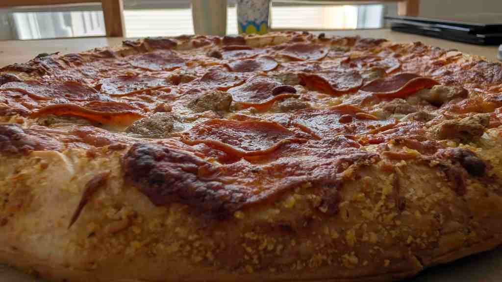 Drafthaus Rising Three Meat&nbsp;Pizza: